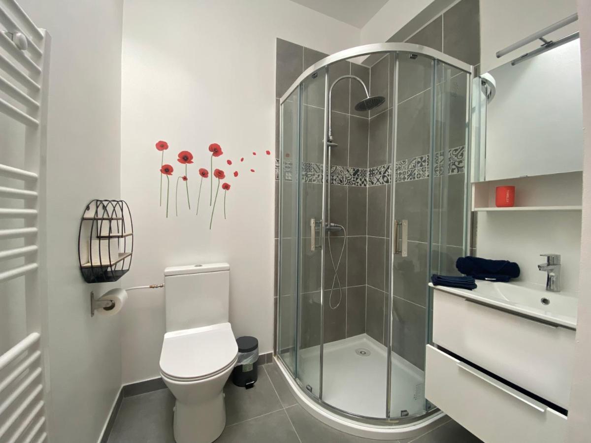 La Maison D'Angelique - Colocation Hoteliere A 150M Gare Tgv- Grande Cuisine Equipee & Salon - Fibre - Netflix Niort Exteriör bild