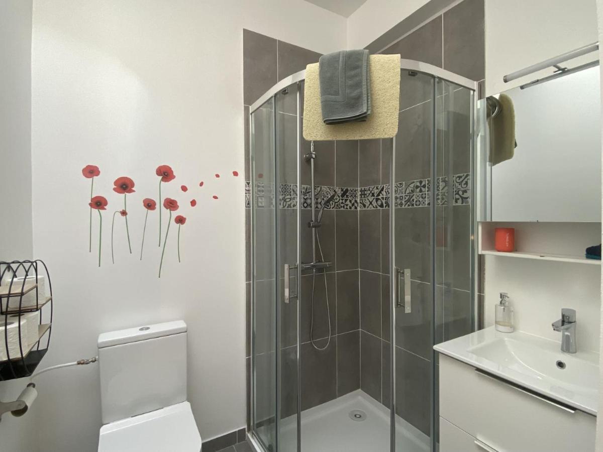 La Maison D'Angelique - Colocation Hoteliere A 150M Gare Tgv- Grande Cuisine Equipee & Salon - Fibre - Netflix Niort Exteriör bild