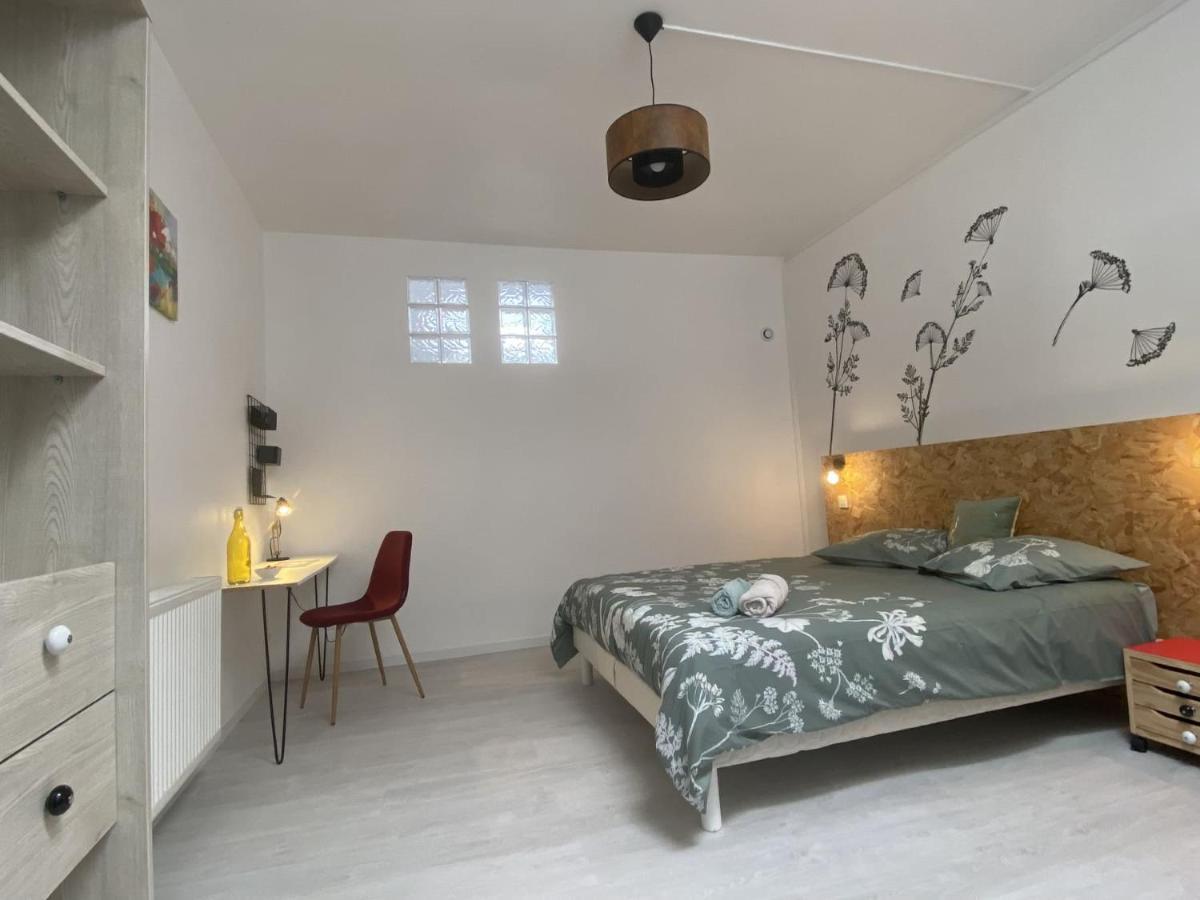 La Maison D'Angelique - Colocation Hoteliere A 150M Gare Tgv- Grande Cuisine Equipee & Salon - Fibre - Netflix Niort Exteriör bild